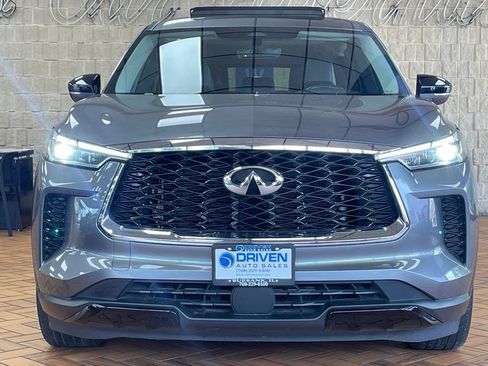 Used 2023 INFINITI QX60 Pure AWD/4WD image 3