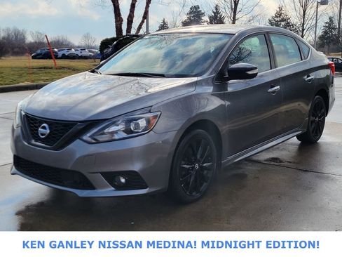 Used 2018 Nissan Sentra SR w/ SR Midnight Edition Package image 7