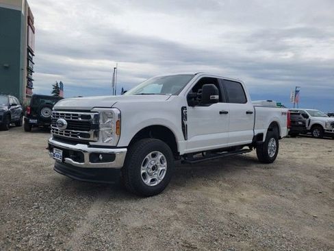 New 2026 Ford F250 XLT w/ FX4 Off-Road Package image 2