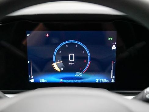 Used 2025 Chevrolet Trax LT FWD image 33