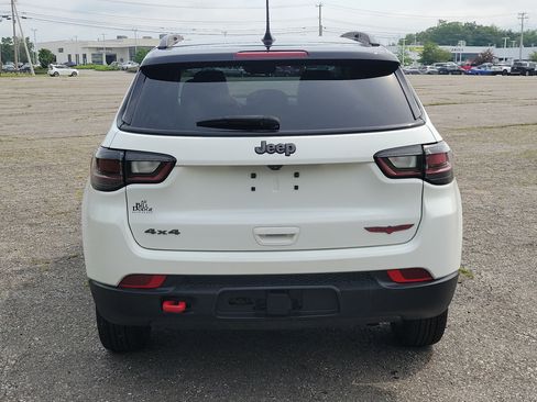 Used 2022 Jeep Compass Trailhawk w/ Trailhawk Elite Group AWD/4WD image 6