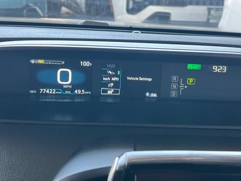 Used 2021 Toyota Prius Limited w/ Premium Convenience Package FWD image 24