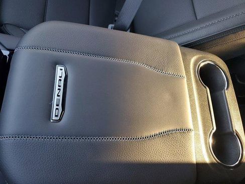 New 2026 GMC Yukon XL Denali w/ Sun & Power Step Package image 31