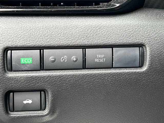 Certified 2023 Nissan Sentra SR w/ Trunk Package FWD image 22