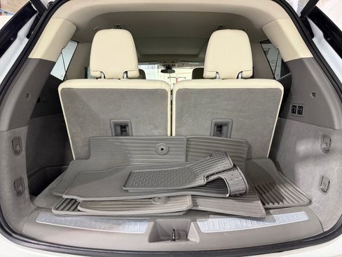 Used 2021 Cadillac XT6 Premium Luxury image 39