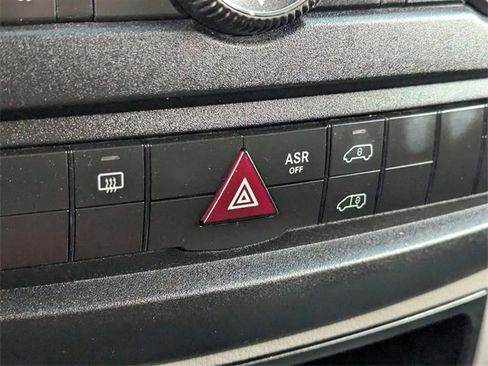 Used 2014 Mercedes-Benz Sprinter 144 Cargo image 28