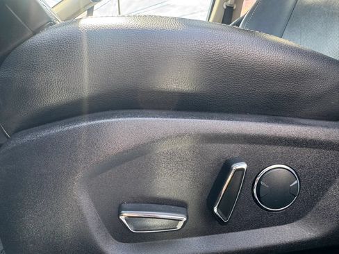 Used 2017 Ford Fusion Titanium FWD image 17