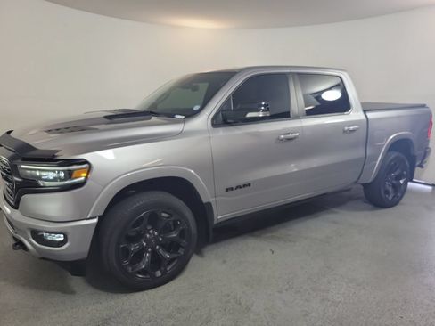 Used 2022 RAM 1500 Limited AWD/4WD image 3