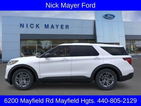 New 2026 Ford Explorer Active image 3