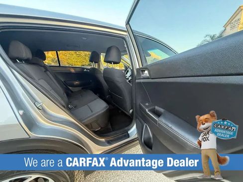 Used 2021 Kia Sportage LX AWD/4WD image 17