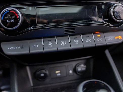 Used 2022 Hyundai Kona SEL w/ Convenience Package image 30