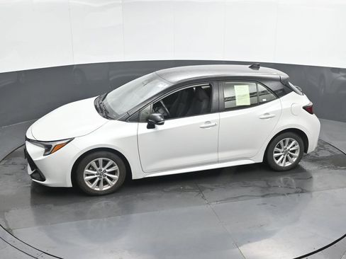 Used 2023 Toyota Corolla SE w/ SE Premium Package image 41