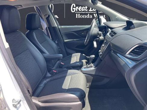 Used 2015 Buick Encore Convenience FWD image 15