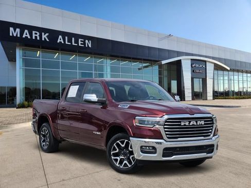 Used 2025 RAM 1500 Laramie AWD/4WD image 1