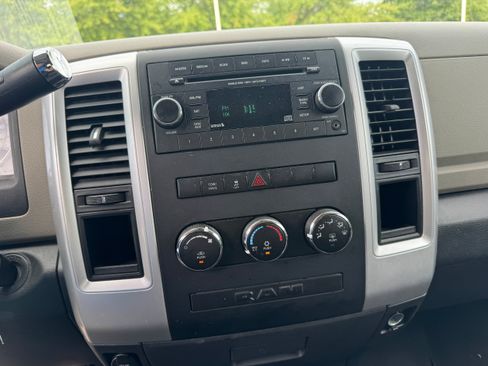 Used 2012 RAM 1500 Classic SLT RWD image 12