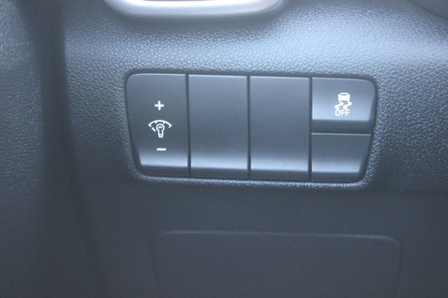 Used 2019 Kia Sportage LX FWD image 17