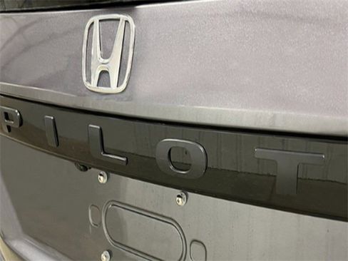 New 2025 Honda Pilot EX-L image 5