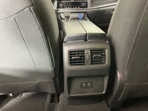 Used 2023 Nissan Rogue SV image 24