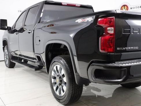 Used 2023 Chevrolet Silverado 2500 Custom w/ Custom Convenience Package image 19