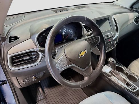 Used 2019 Chevrolet Equinox LT FWD image 11
