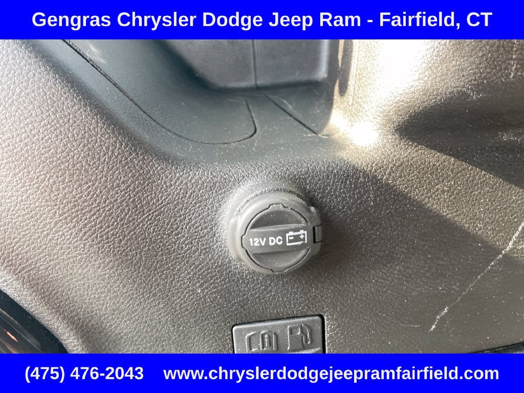 Used 2024 Jeep Wrangler High Altitude AWD/4WD image 33