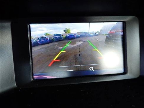 Used 2017 Ford Focus SE FWD image 19