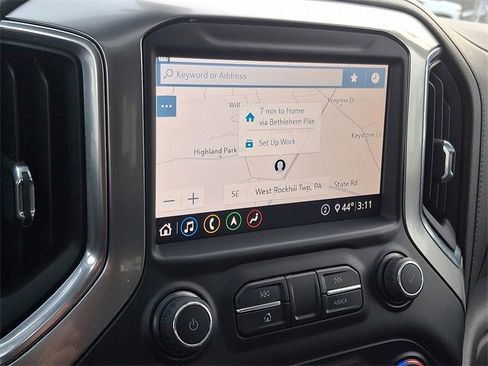 Used 2020 Chevrolet Silverado 2500 LTZ w/ LTZ Premium Package image 18