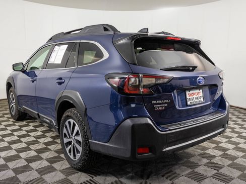 Used 2025 Subaru Outback Premium w/ Popular Package #1A AWD/4WD image 16