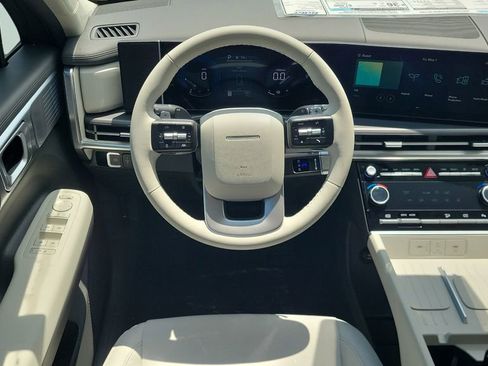 New 2026 Hyundai Santa Fe SE FWD image 13