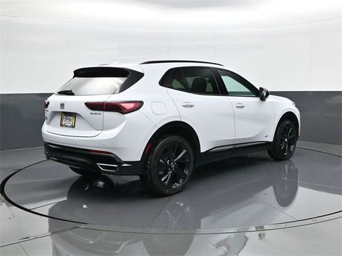 Used 2025 Buick Envision Sport Touring AWD/4WD image 5