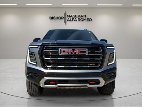 Used 2026 GMC Yukon XL AT4 w/ Premium Trailering Package AWD/4WD image 2