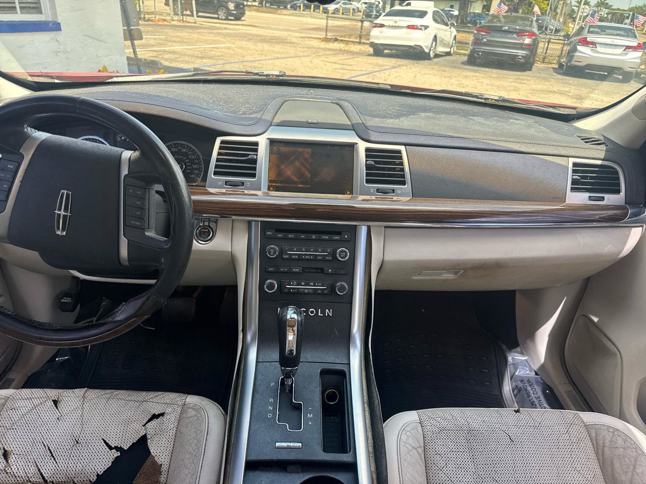 Used 2009 Lincoln MKS FWD image 7