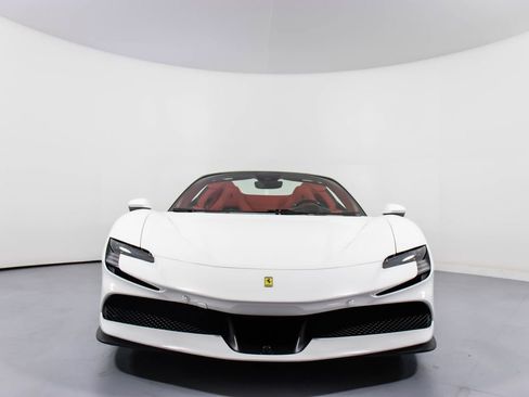 Certified 2025 Ferrari SF90 Spider image 11