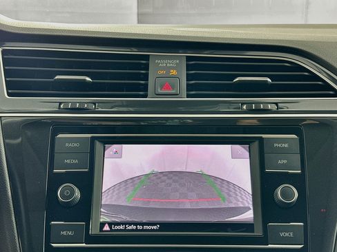 Used 2024 Volkswagen Tiguan S FWD image 22