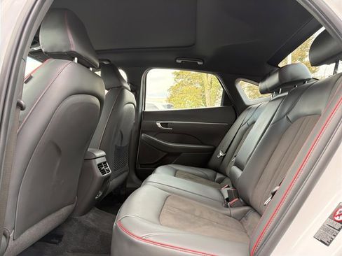 Used 2023 Hyundai Sonata SEL Plus image 23