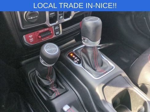 Used 2021 Jeep Gladiator Rubicon AWD/4WD image 19