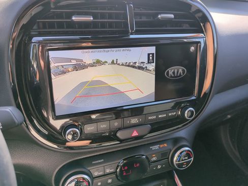 Used 2021 Kia Soul EX FWD image 19