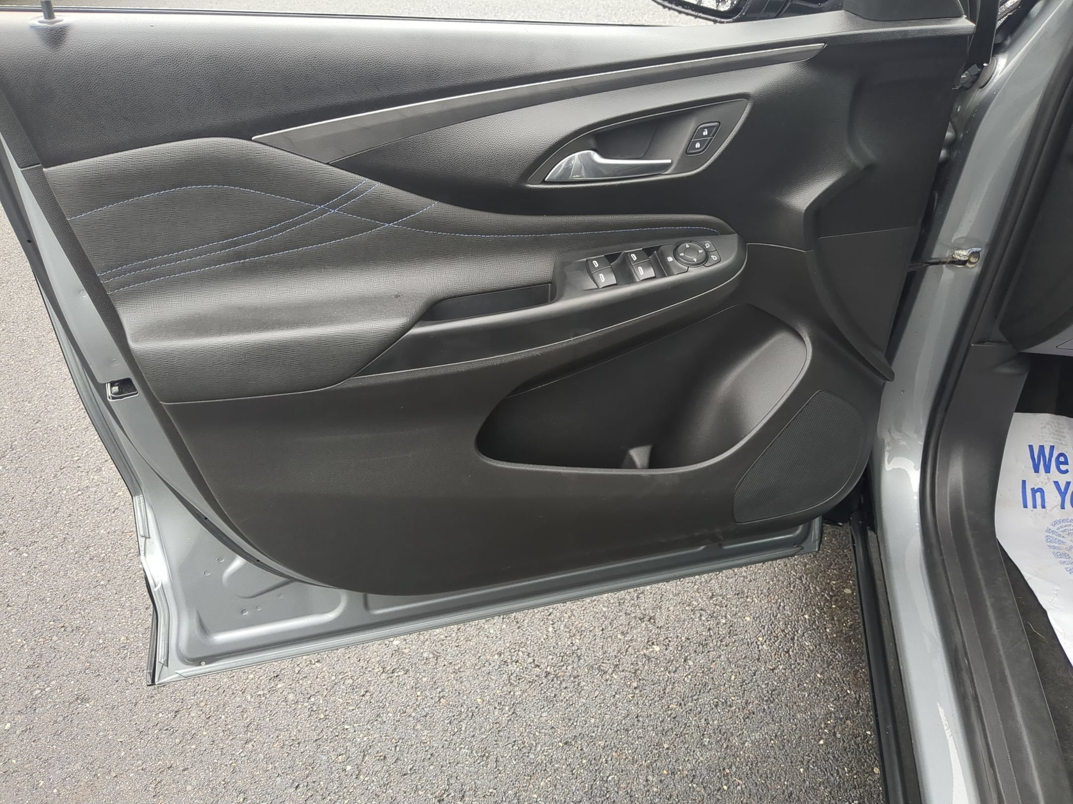 Certified 2024 Buick Envista Sport Touring w/ Convenience I Package FWD image 19