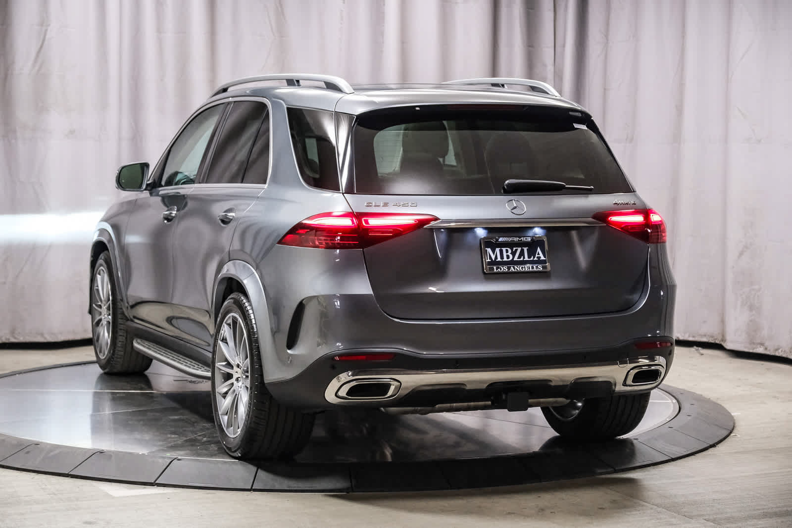 Used 2026 Mercedes-Benz GLE 450 4MATIC image 2