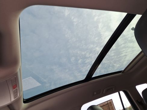 Used 2018 Volkswagen Atlas SEL image 27