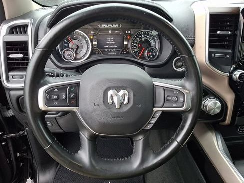 Used 2022 RAM 1500 Laramie AWD/4WD image 16