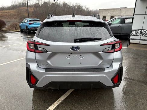 Used 2025 Subaru Crosstrek 2.0i Premium image 6