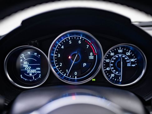 Used 2017 MAZDA MX-5 Miata Grand Touring image 37