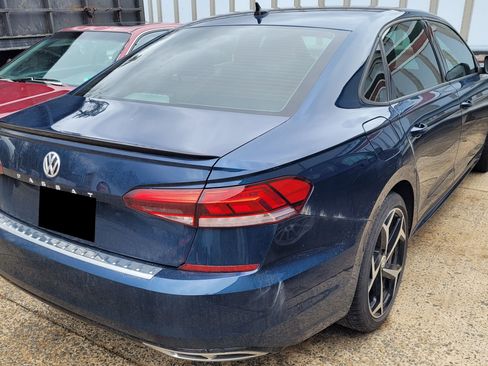 Used 2021 Volkswagen Passat 2.0T R-Line image 5