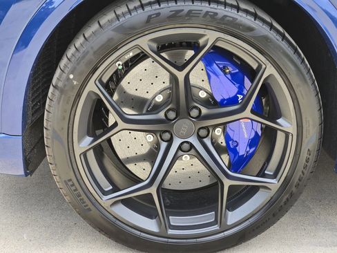 New 2026 Audi RS Q8 performance image 13