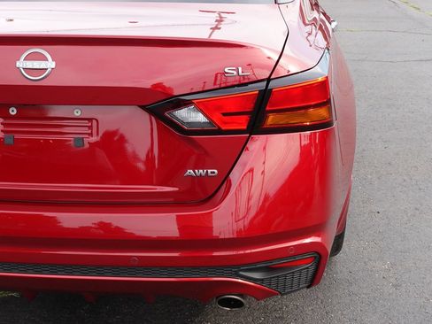 Used 2024 Nissan Altima 2.5 SL AWD/4WD image 12