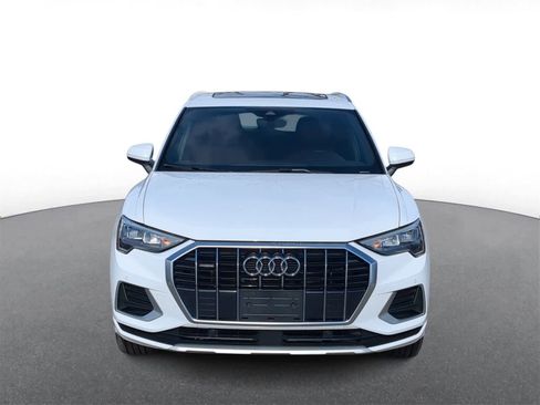 Used 2022 Audi Q3 2.0T Premium w/ Convenience Package image 3