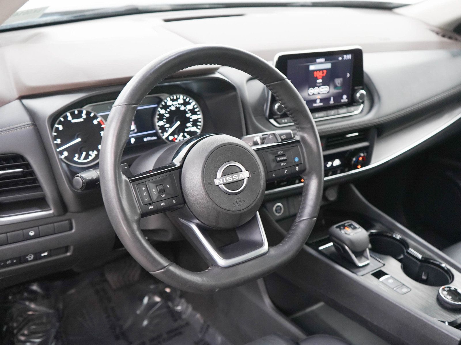 Used 2023 Nissan Rogue SV w/ SV Premium B Package AWD/4WD image 21