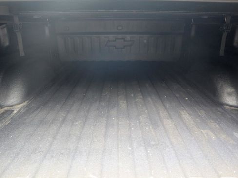 Used 2018 Chevrolet Silverado 2500 High Country w/ Duramax Plus Package image 9