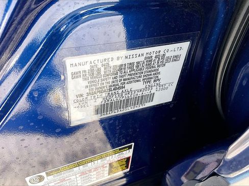 Used 2025 Nissan Kicks SR image 16